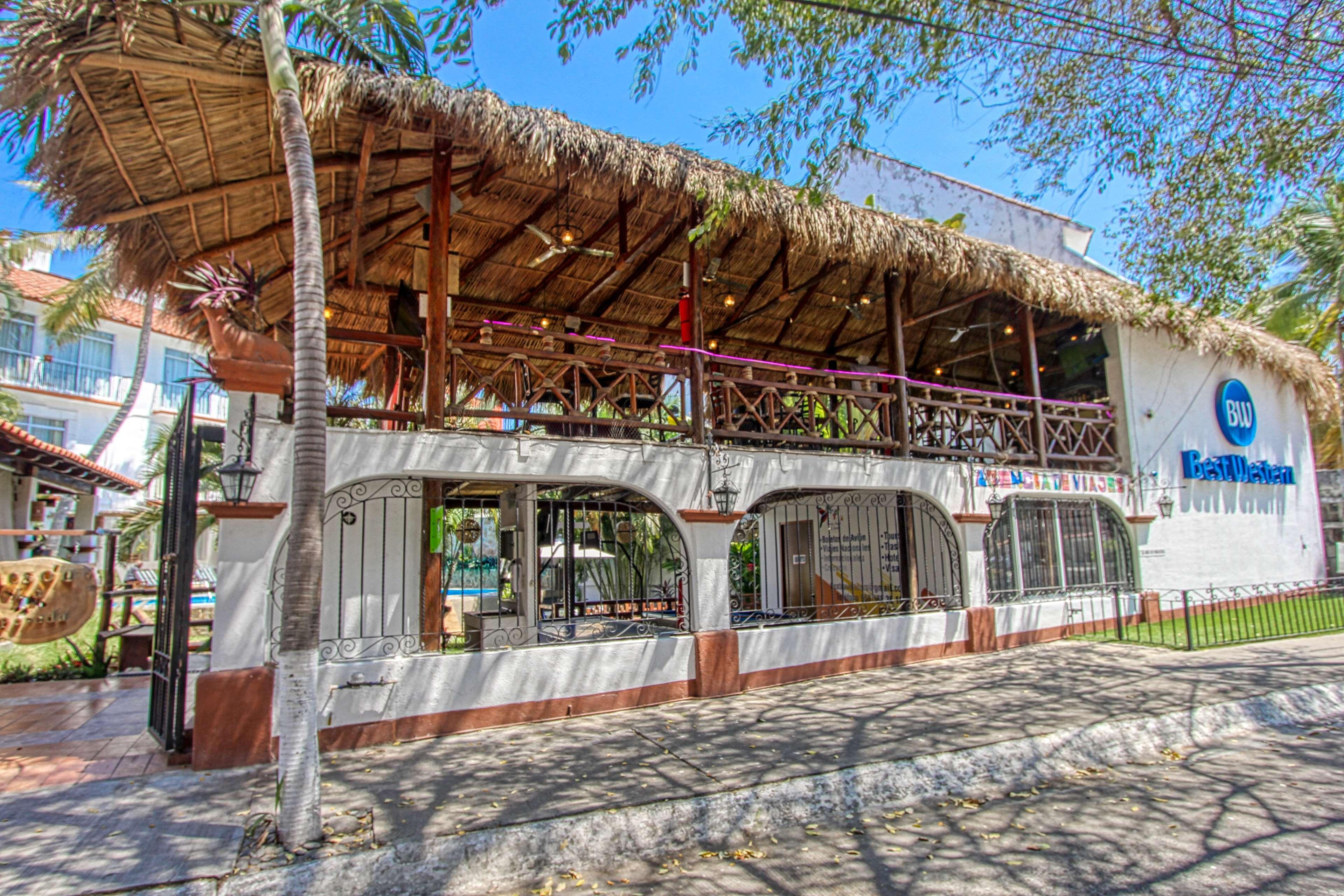 Best Western Posada Chahue Santa Cruz Huatulco Exterior photo